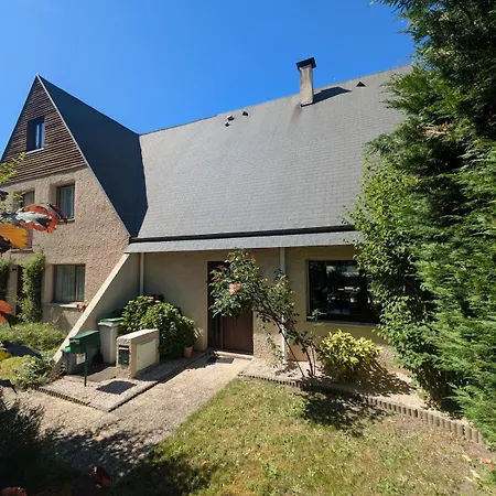 Сasa de vacaciones Maison Familiale 3 Avec Jardin Proche Paris