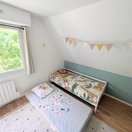 Сasa de vacaciones Maison Familiale 3 Avec Jardin Proche Paris Méry-sur-Oise